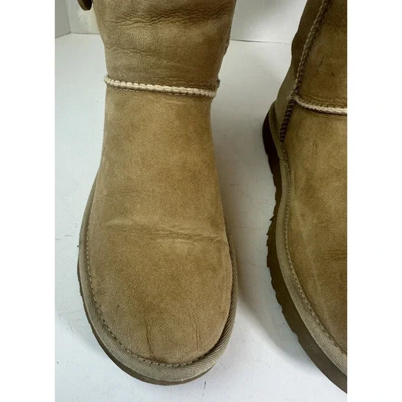 UGG Bailey Button Triplet II Boots Tall Fur Lined 1873 Tan Brown Women's Size 9 - Picture 4 of 16